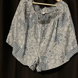 Jane and Delancey Blue Patterned Women Shorts